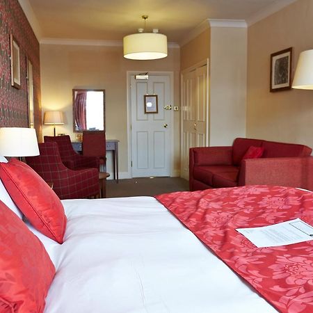 King'S Head Hotel By Greene King Inns Wimborne Minster Exteriör bild
