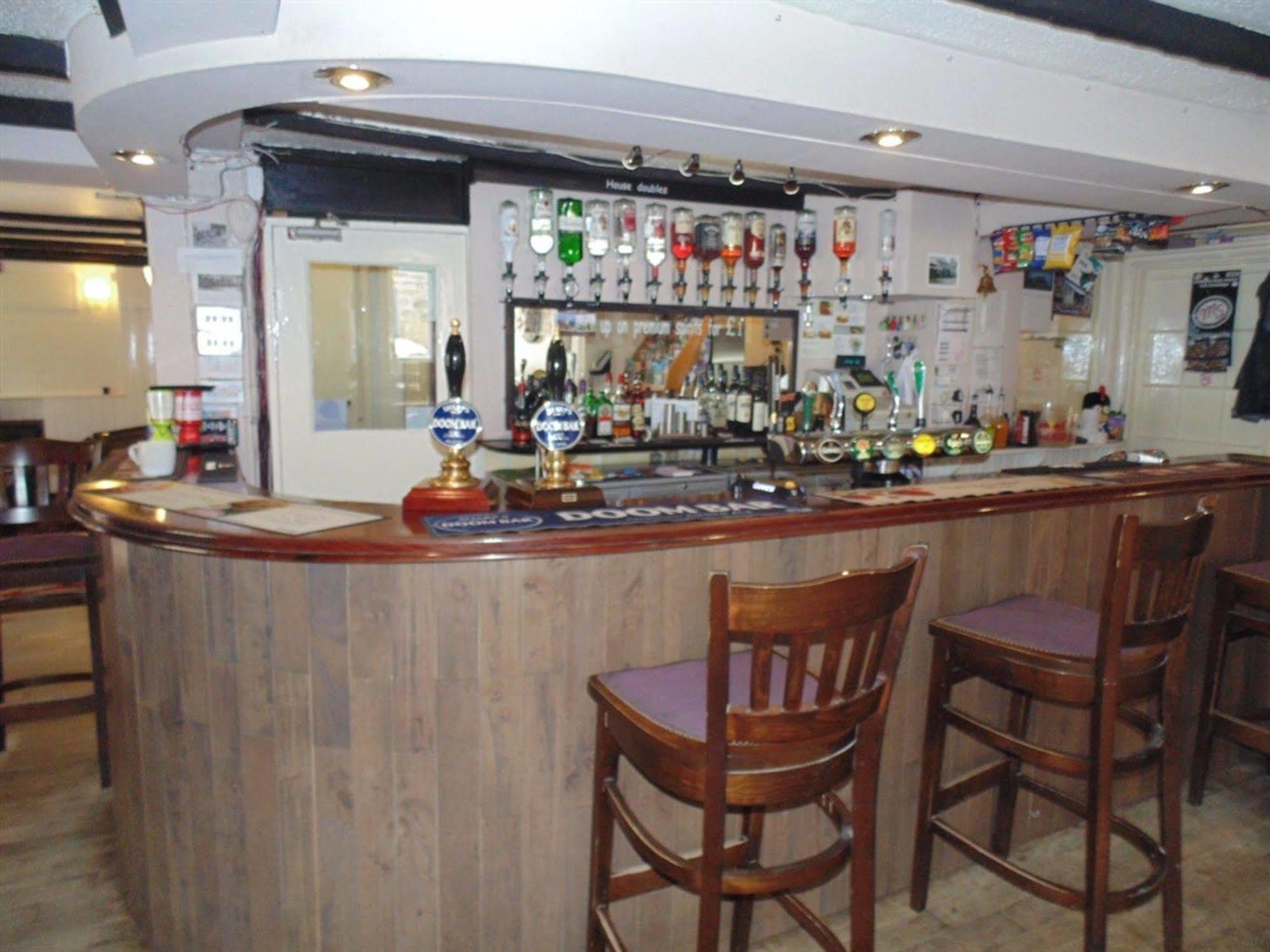 King'S Head Hotel By Greene King Inns Wimborne Minster Exteriör bild