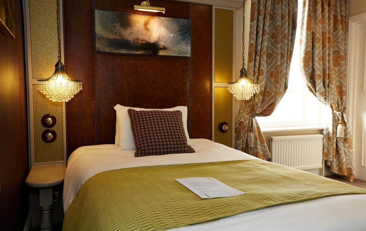 King'S Head Hotel By Greene King Inns Wimborne Minster Exteriör bild