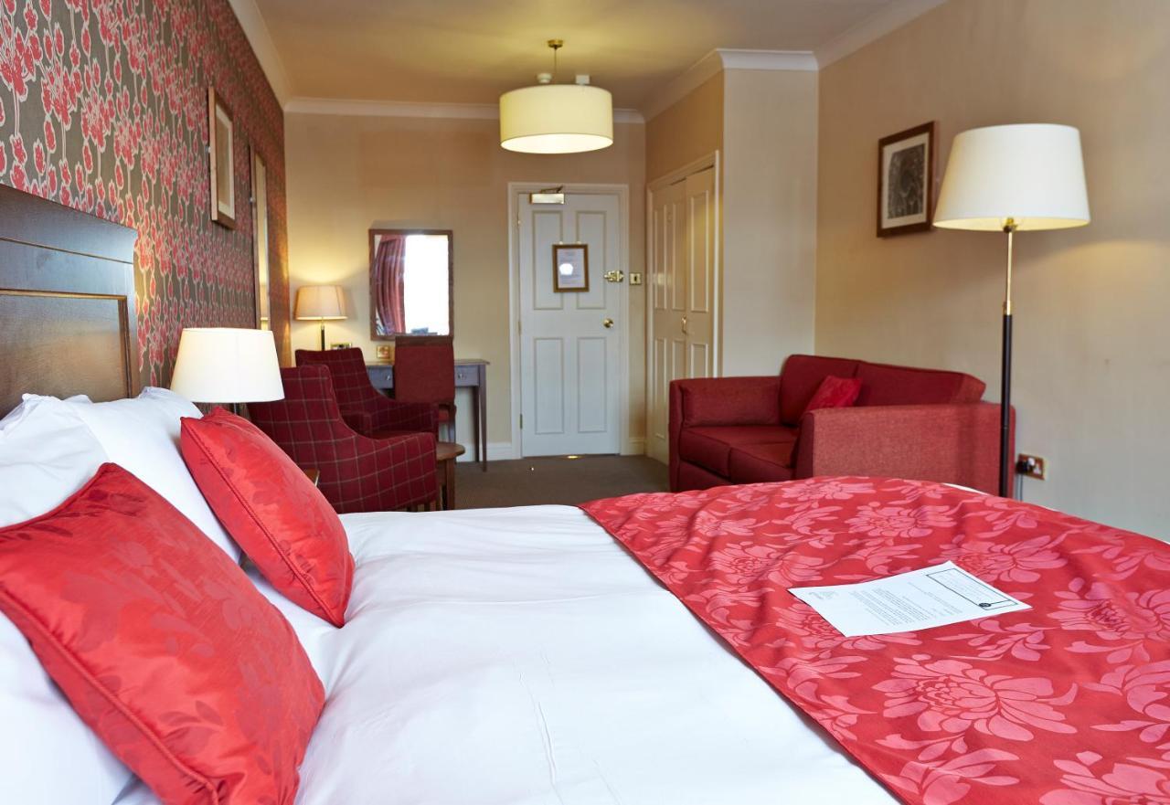 King'S Head Hotel By Greene King Inns Wimborne Minster Exteriör bild